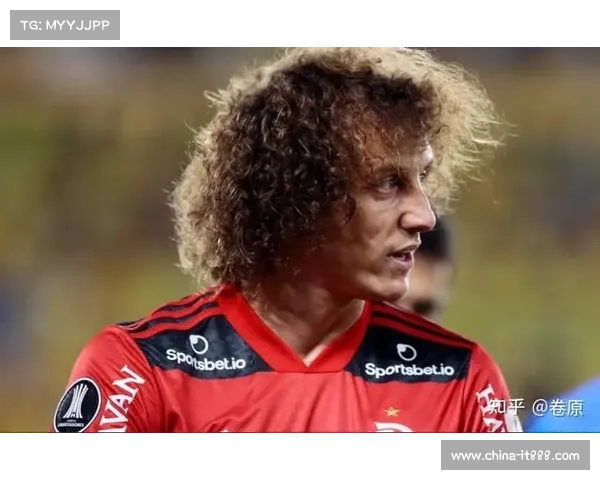 大卫·路易斯未能入选原因分析与足球生涯的转折点探讨