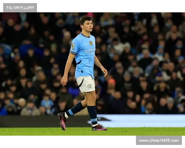 曼城7号球员背后的秘密为何他在后卫位置上成为核心人物